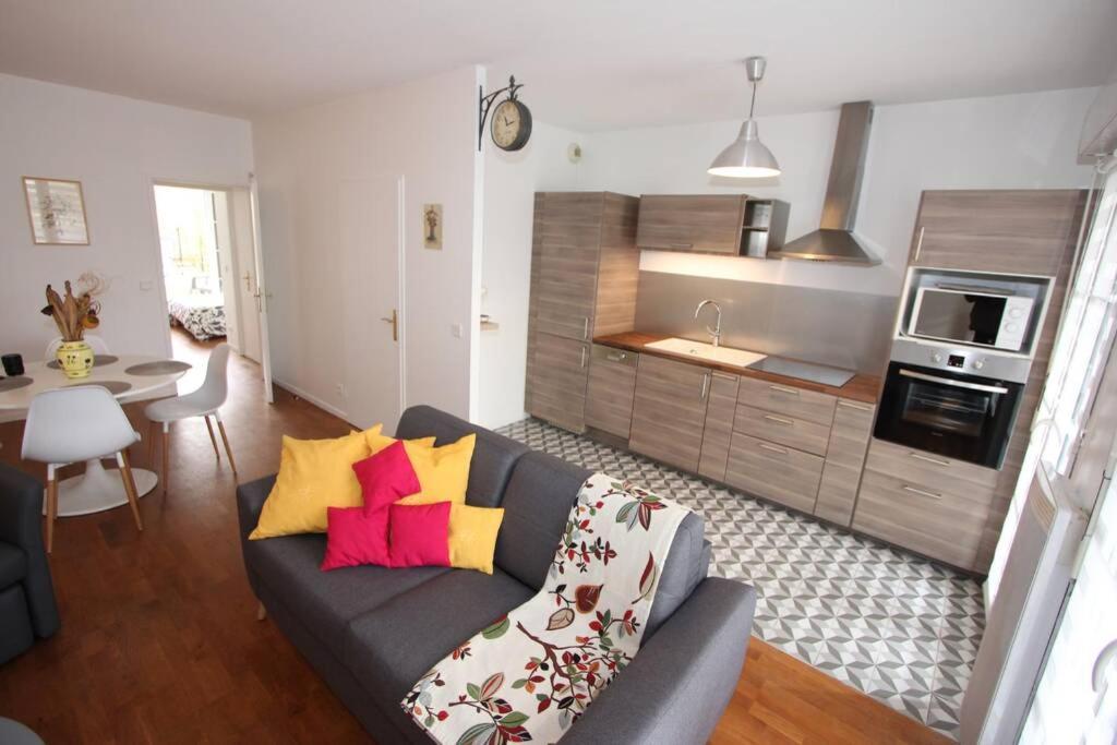 Sloan Square Apartment Bmyguest Serris Kültér fotó