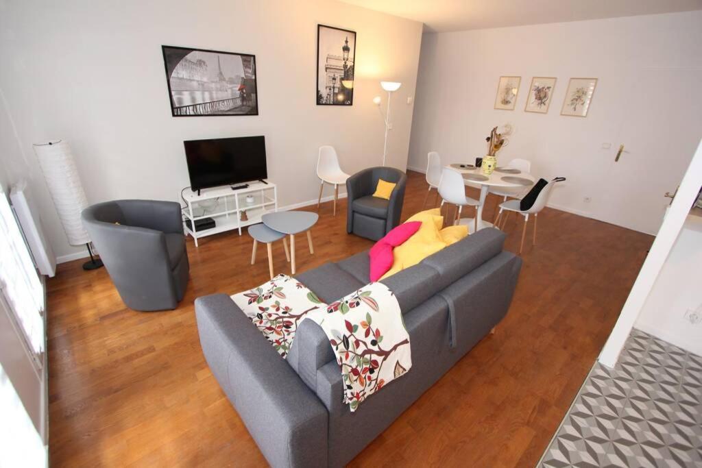 Sloan Square Apartment Bmyguest Serris Kültér fotó